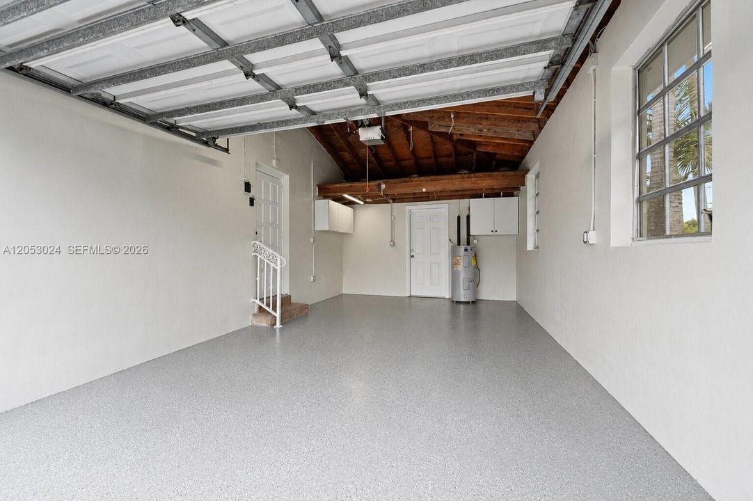 В аренду: $8,500 (3 спален, 2 ванн, 1714 Квадратных фут)