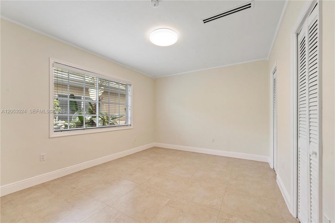 В аренду: $8,500 (3 спален, 2 ванн, 1714 Квадратных фут)