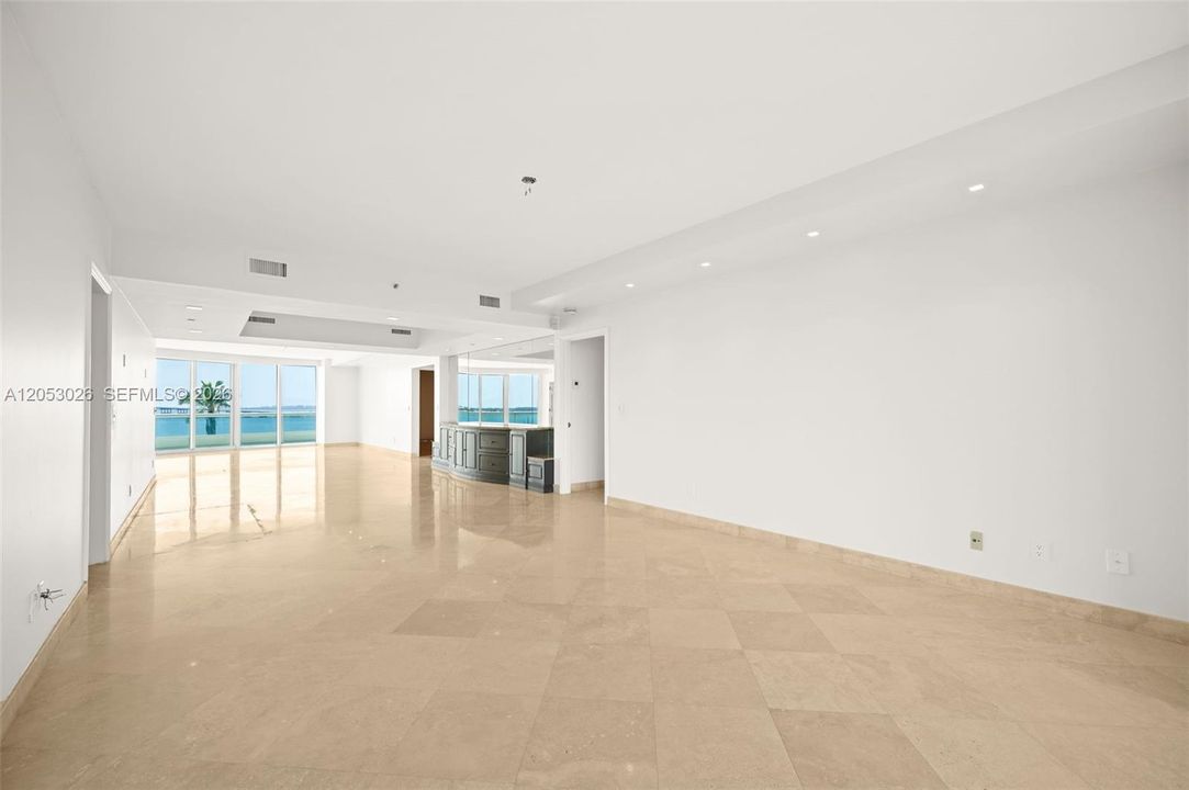 For Rent: $15,000 (3 beds, 4 baths, 3170 Square Feet)