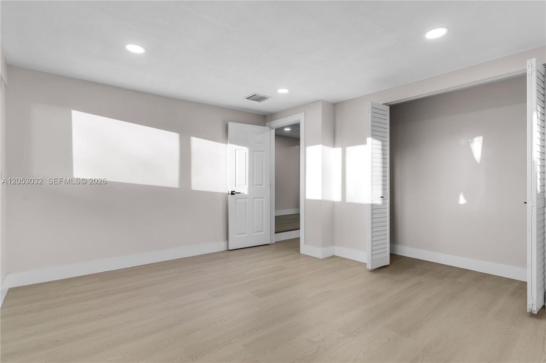 For Sale: $680,000 (8 beds, 4 baths, 0 Square Feet)