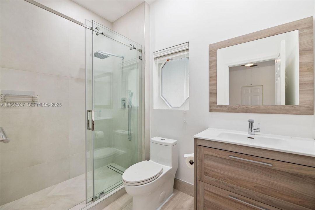 В аренду: $7,800 (3 спален, 3 ванн, 2652 Квадратных фут)