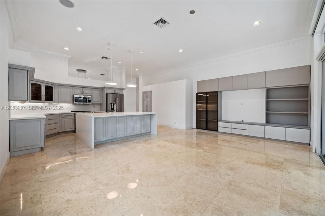 В аренду: $7,800 (3 спален, 3 ванн, 2652 Квадратных фут)