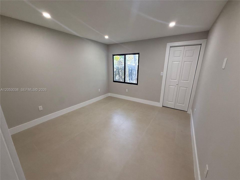 En Venta: $440,000 (2 camas, 1 baños, 816 Pies cuadrados)