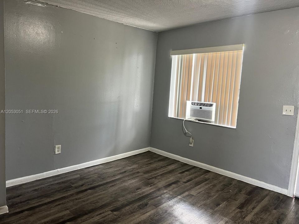 For Rent: $1,800 (2 beds, 1 baths, 0 Square Feet)