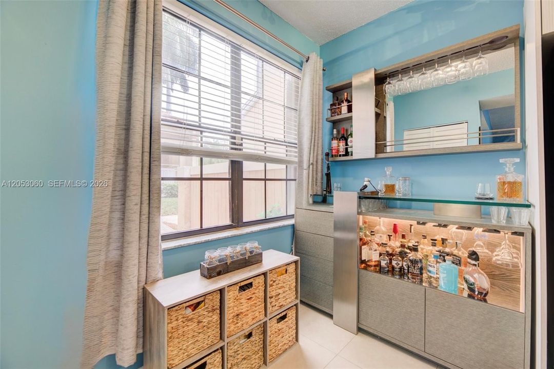 En Venta: $345,000 (3 camas, 2 baños, 1260 Pies cuadrados)
