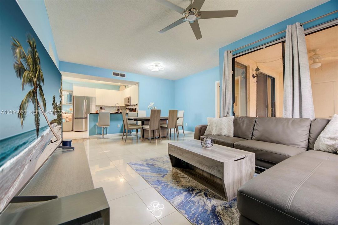 En Venta: $345,000 (3 camas, 2 baños, 1260 Pies cuadrados)