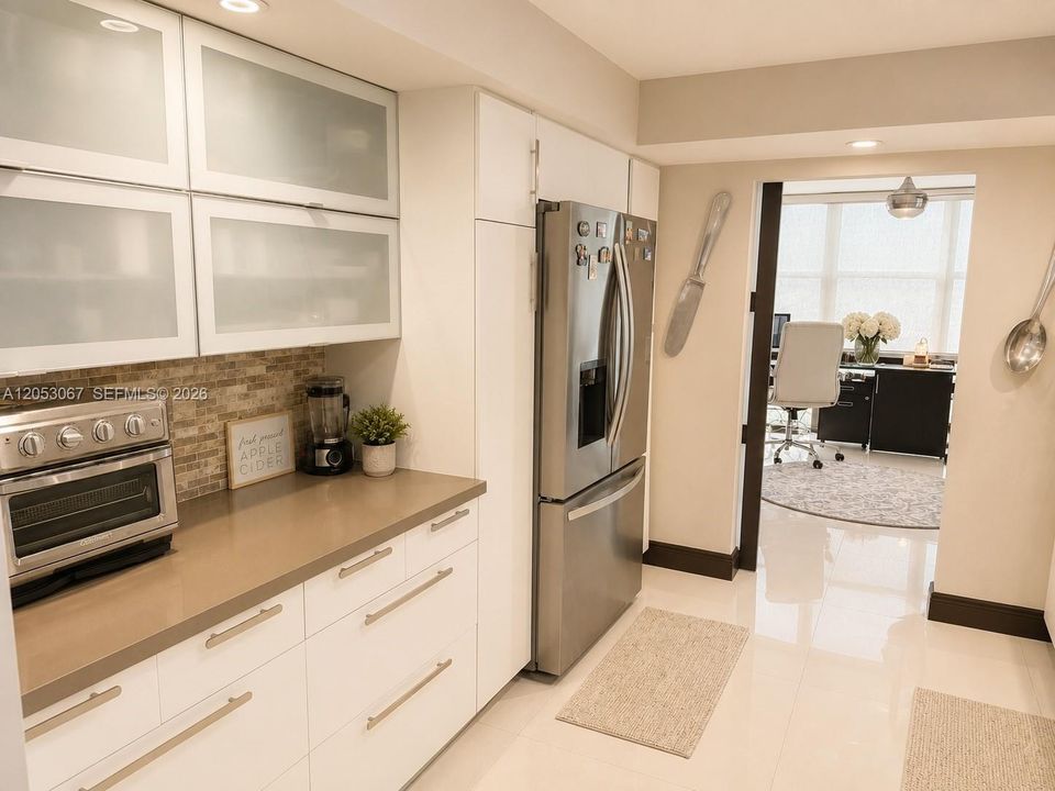 For Sale: $450,000 (3 beds, 2 baths, 1430 Square Feet)