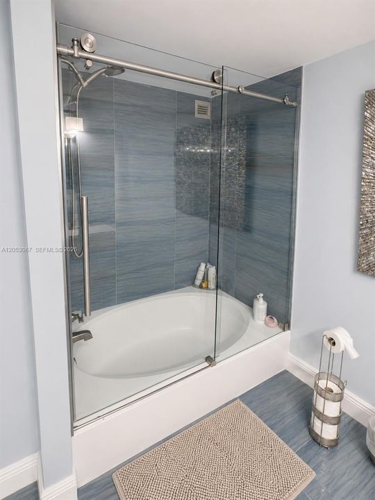 For Sale: $450,000 (3 beds, 2 baths, 1430 Square Feet)