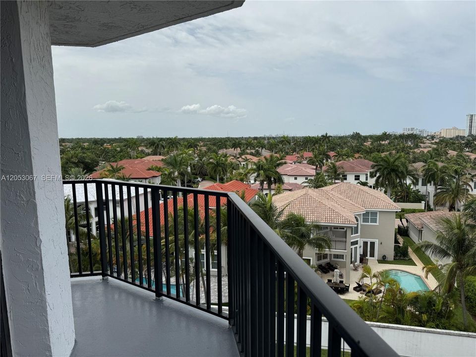 For Sale: $450,000 (3 beds, 2 baths, 1430 Square Feet)