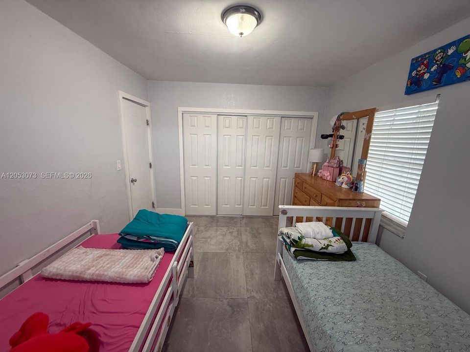 For Sale: $529,900 (3 beds, 2 baths, 1022 Square Feet)
