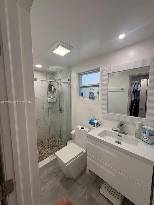 For Sale: $529,900 (3 beds, 2 baths, 1022 Square Feet)
