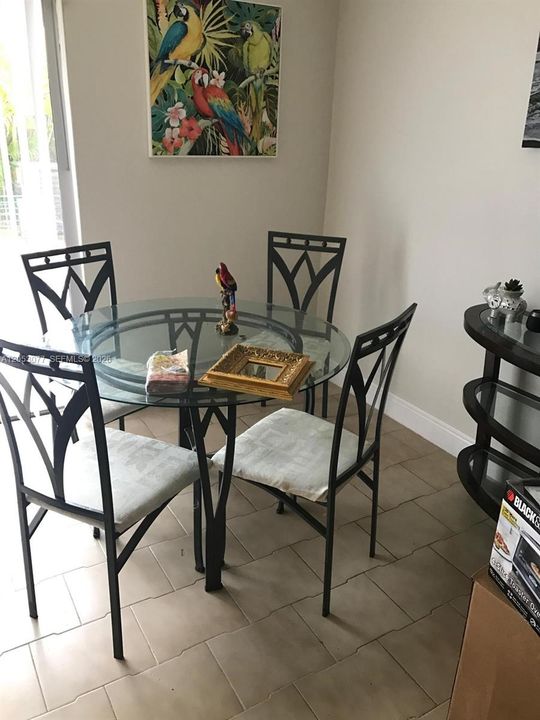 En Renta: $2,750 (2 camas, 2 baños, 1284 Pies cuadrados)
