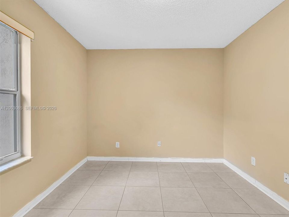 En Venta: $557,990 (3 camas, 2 baños, 1752 Pies cuadrados)