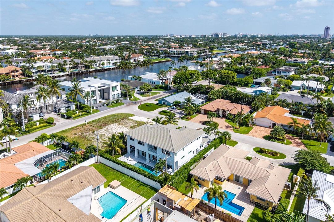 En Venta: $4,600,000 (4 camas, 5 baños, 4436 Pies cuadrados)