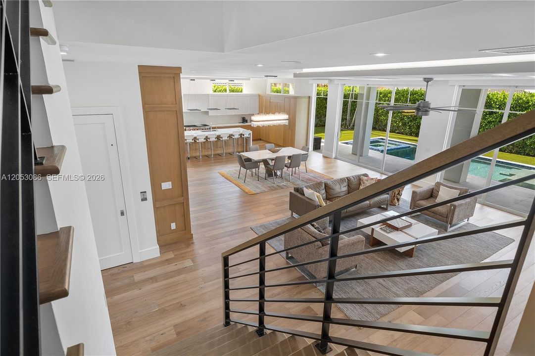 En Venta: $4,600,000 (4 camas, 5 baños, 4436 Pies cuadrados)