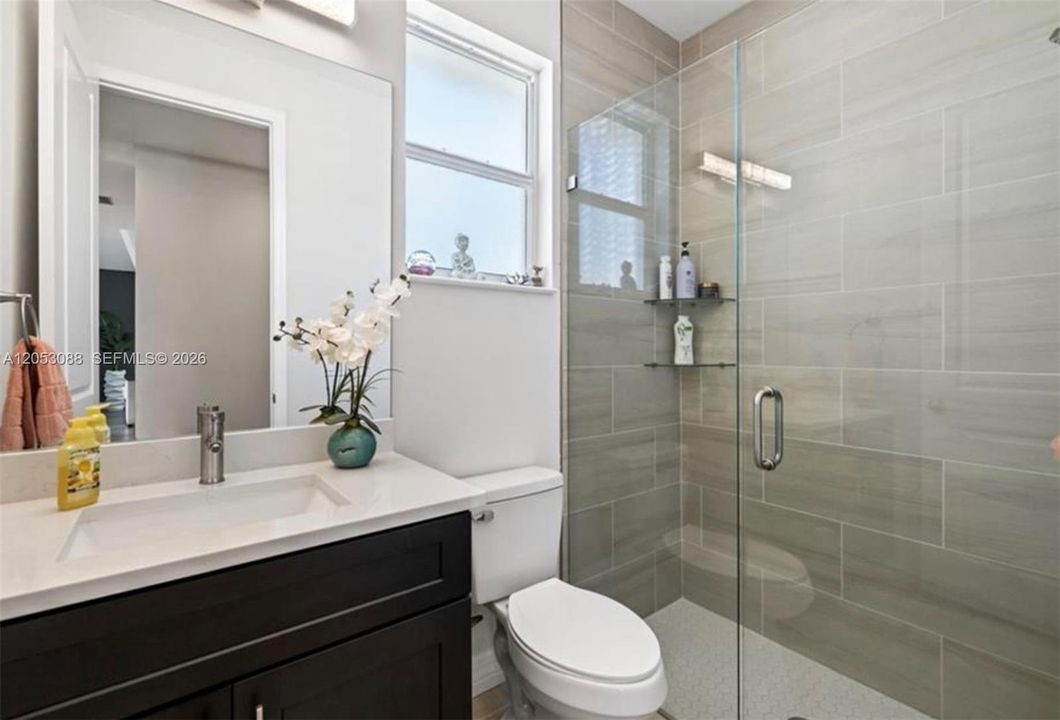 En Venta: $475,000 (3 camas, 2 baños, 0 Pies cuadrados)