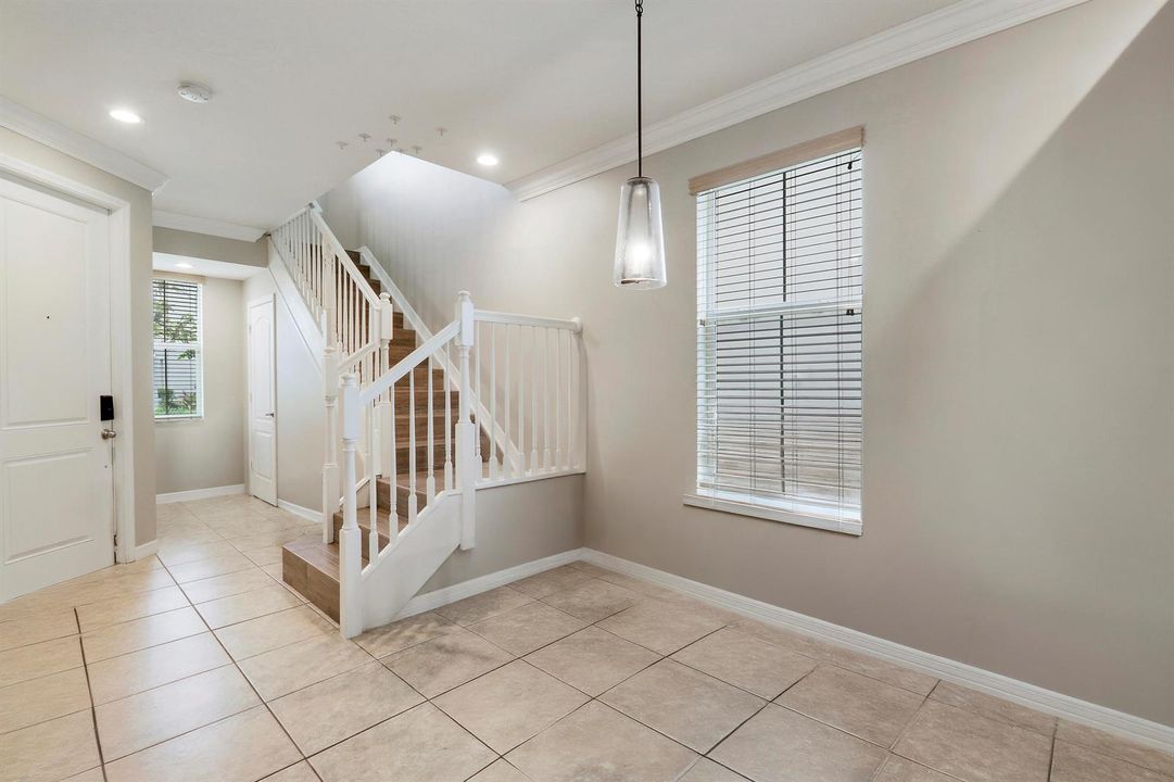 Dining Room/Stairs