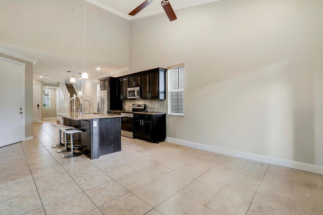 Living Room/Kitchen