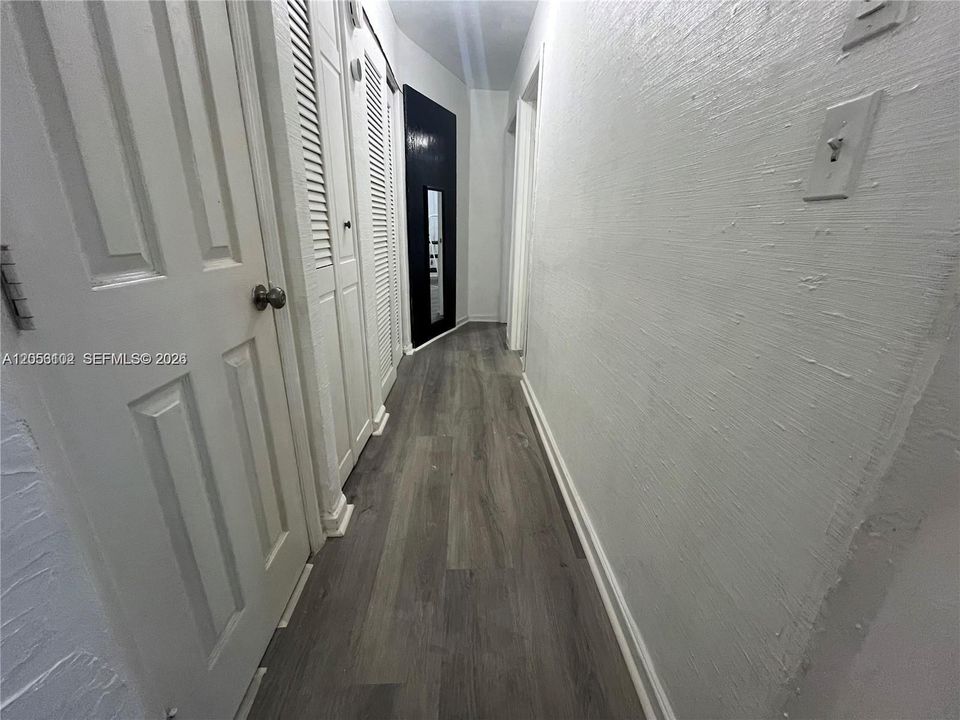 For Rent: $2,399 (3 beds, 1 baths, 1744 Square Feet)