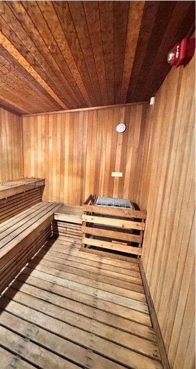 В аренду: $2,600 (2 спален, 2 ванн, 954 Квадратных фут)