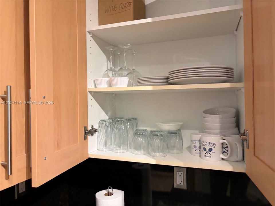 В аренду: $3,500 (2 спален, 2 ванн, 1270 Квадратных фут)