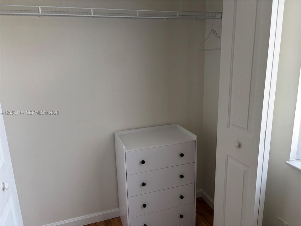 В аренду: $3,500 (2 спален, 2 ванн, 1270 Квадратных фут)