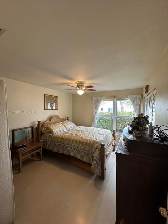For Sale: $725,000 (3 beds, 2 baths, 1764 Square Feet)