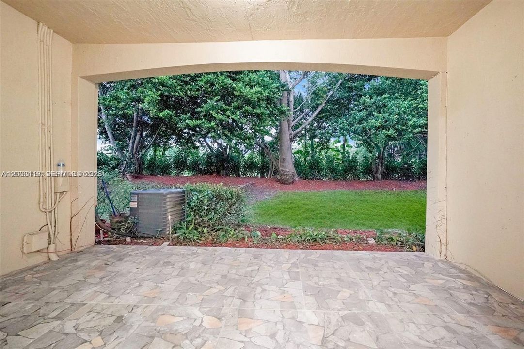 For Rent: $3,400 (3 beds, 2 baths, 1605 Square Feet)