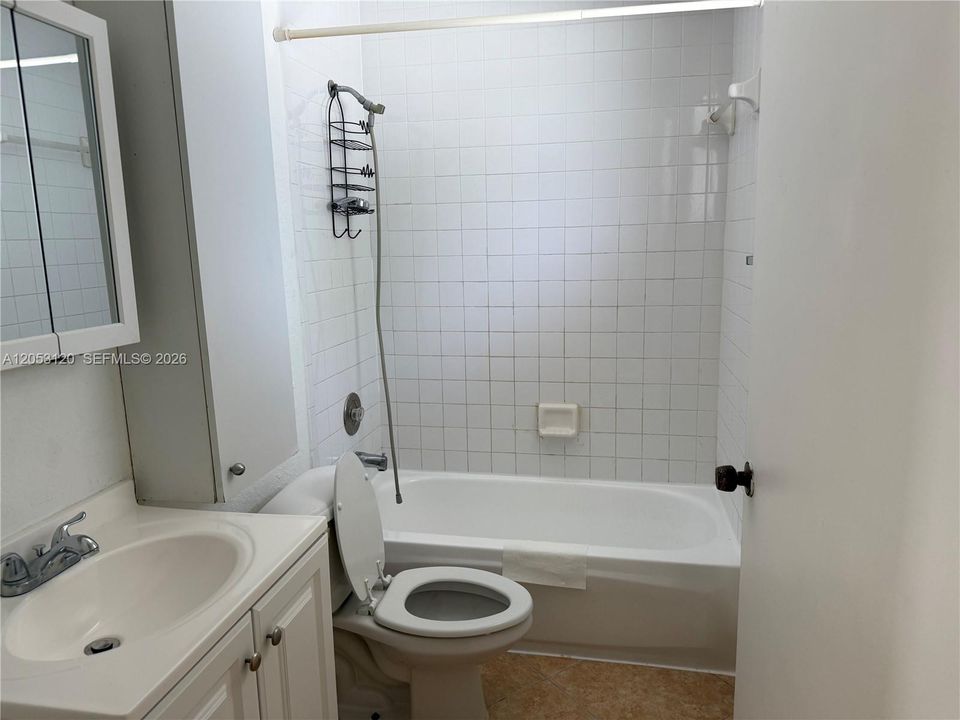 2nd bathroom