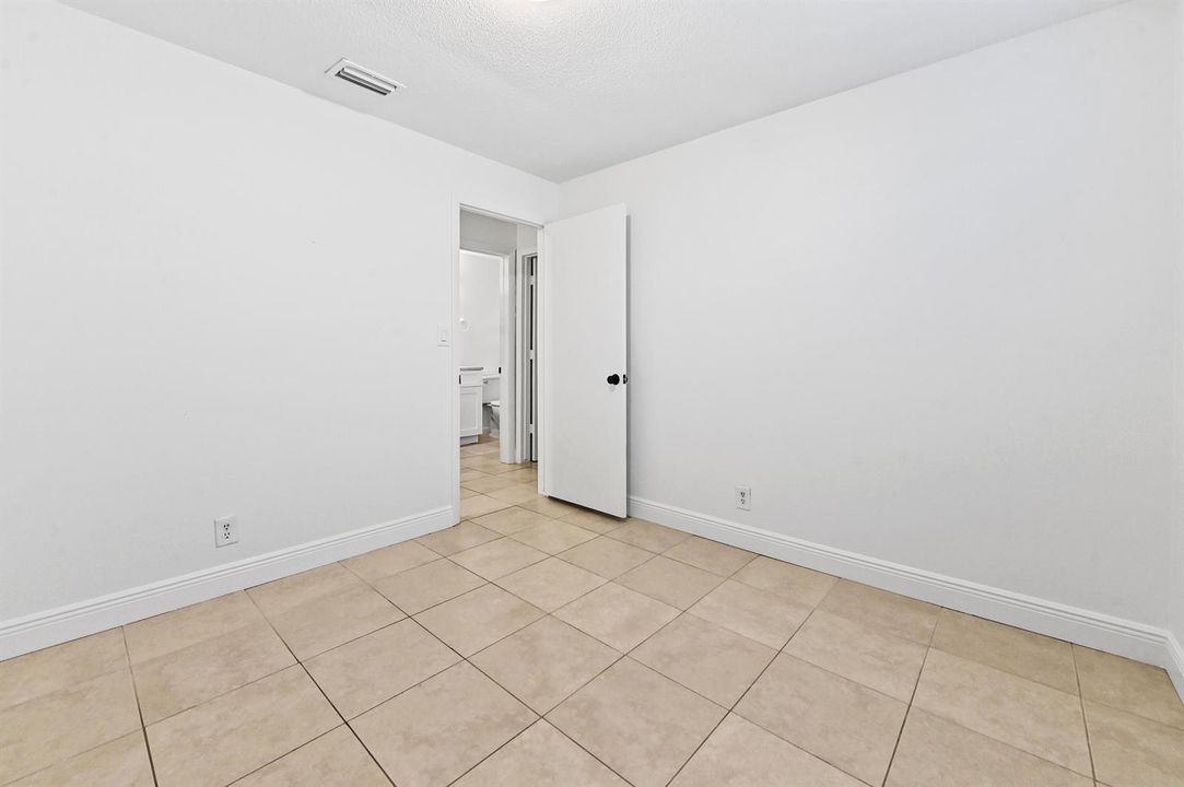 Bedroom #2
