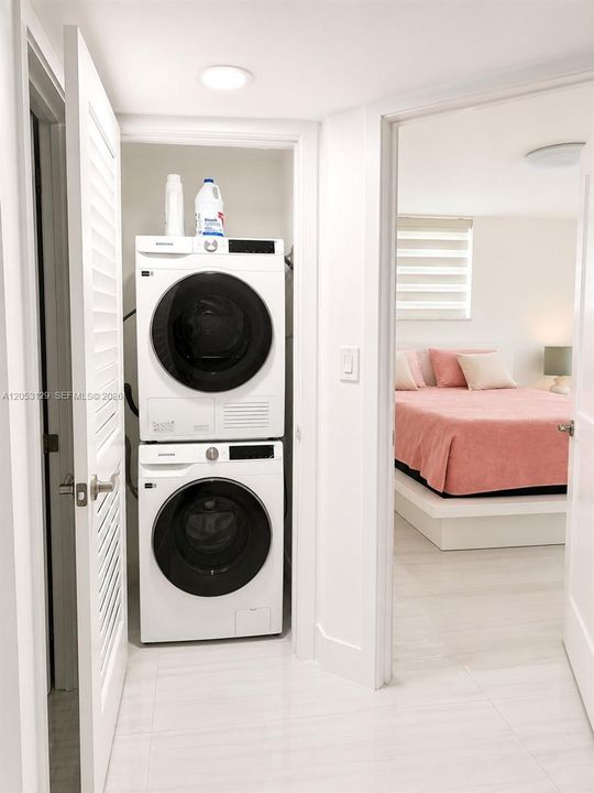 For Rent: $2,500 (2 beds, 2 baths, 1170 Square Feet)