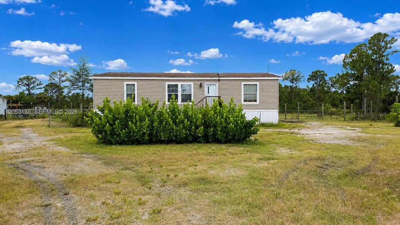 For Sale: $233,000 (4 beds, 2 baths, 1800 Square Feet)