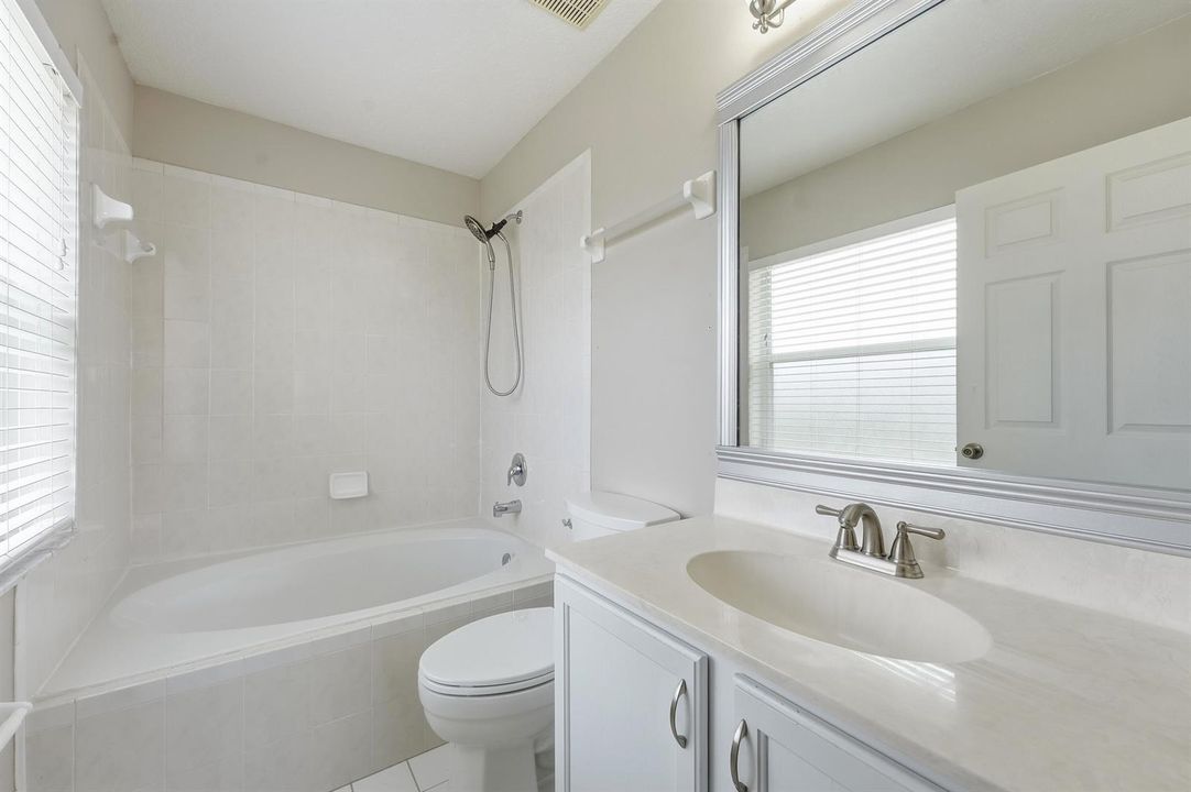 19_primary bathroom