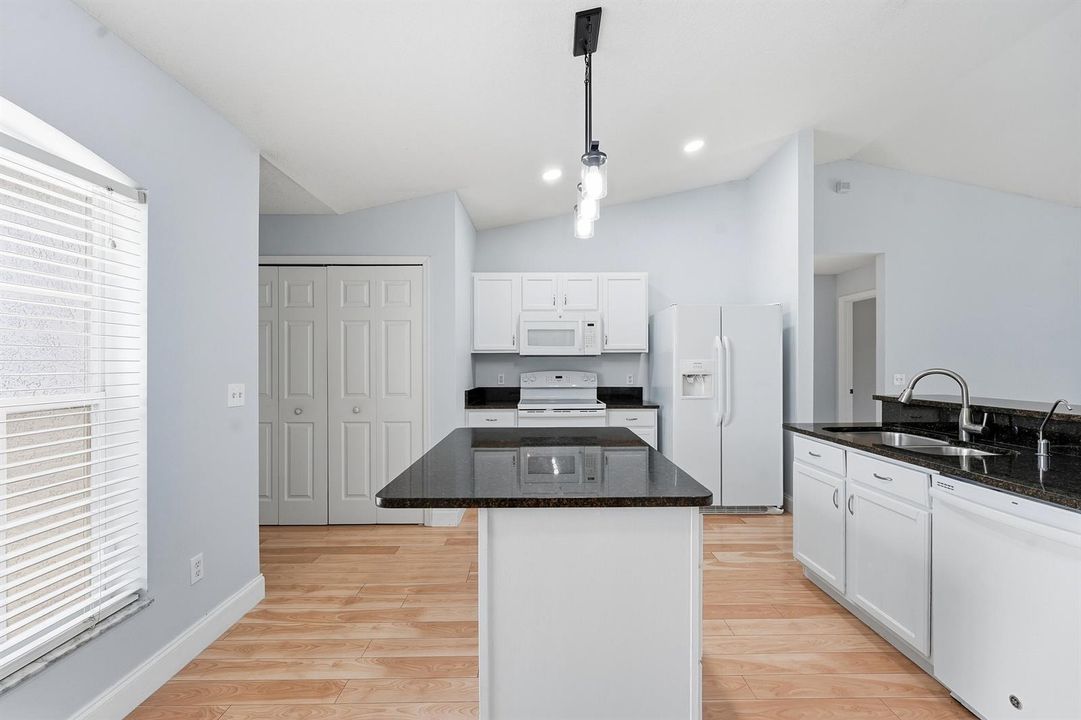 11_kitchen