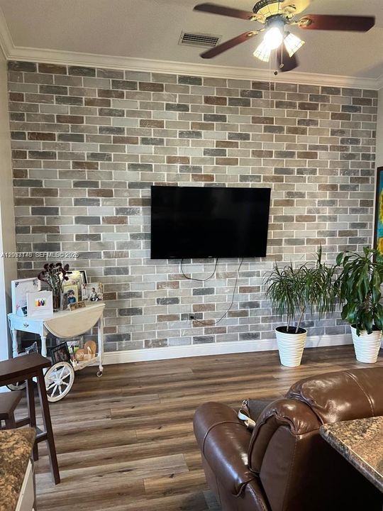 For Sale: $664,900 (3 beds, 2 baths, 1437 Square Feet)