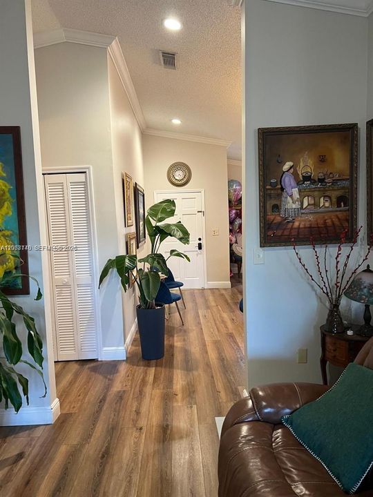For Sale: $664,900 (3 beds, 2 baths, 1437 Square Feet)