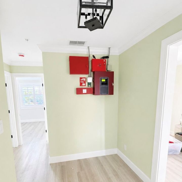 Hall/ Fire alarm system