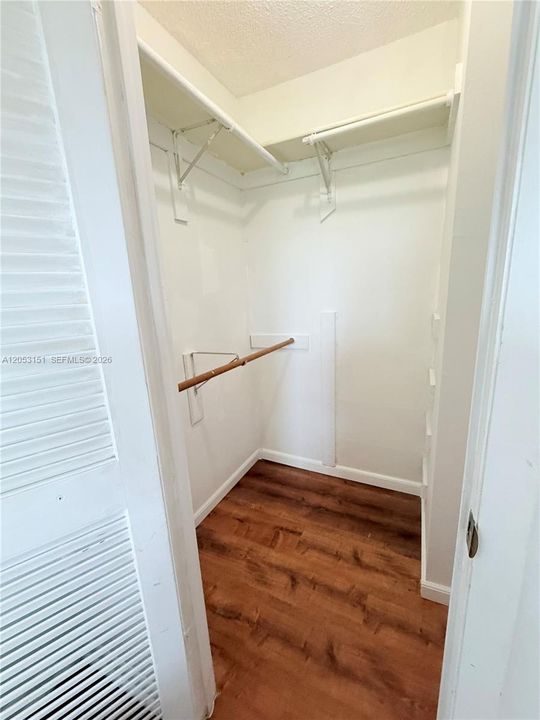В аренду: $1,750 (2 спален, 2 ванн, 850 Квадратных фут)