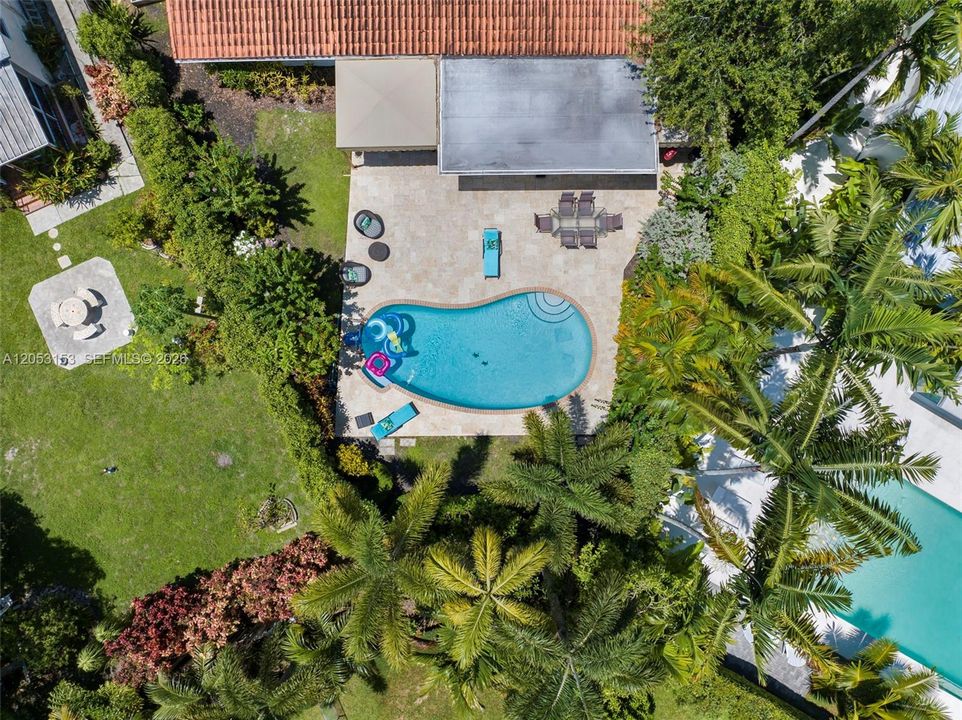 В аренду: $8,500 (5 спален, 2 ванн, 2120 Квадратных фут)