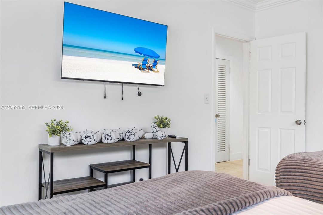 В аренду: $8,500 (5 спален, 2 ванн, 2120 Квадратных фут)