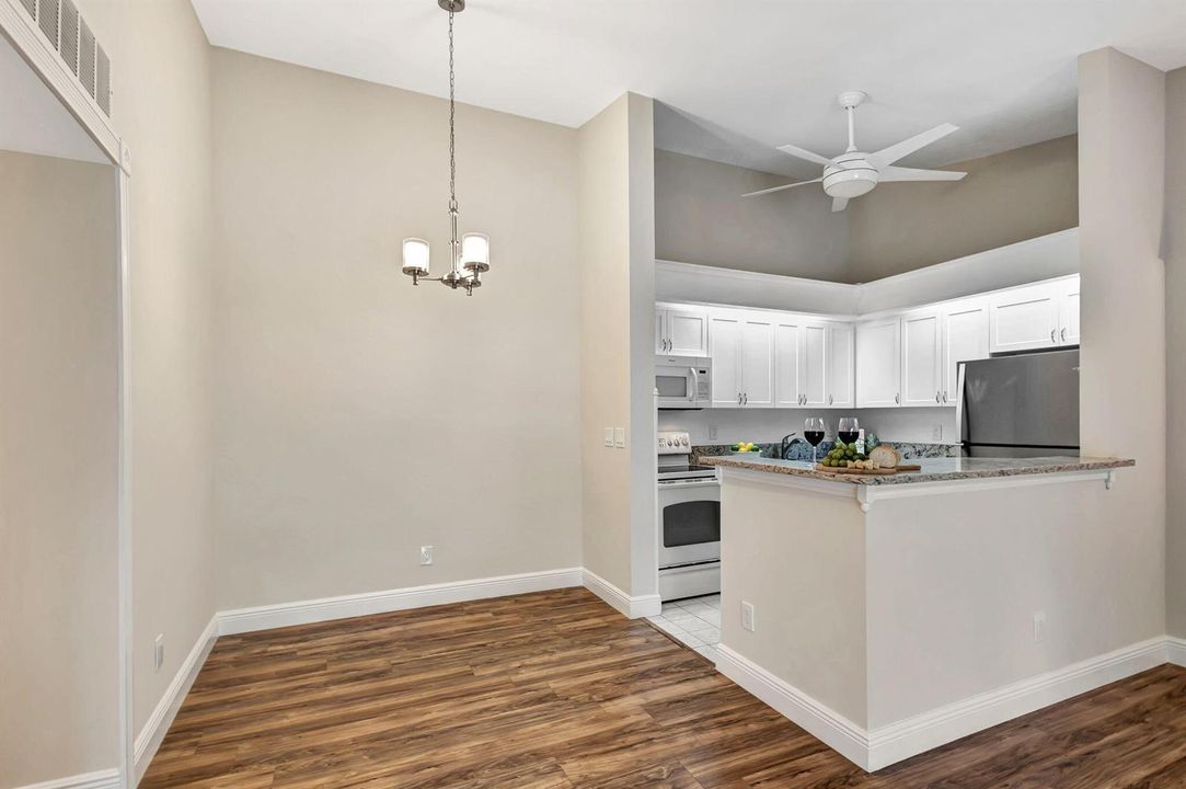3A - Dining to Kitchen
