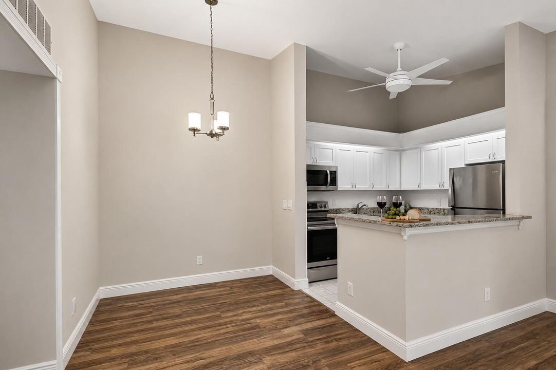 3A - Dining to Kitchen