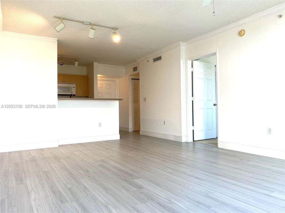 En Renta: $1,825 (1 camas, 1 baños, 755 Pies cuadrados)