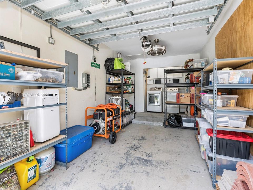 En Venta: $570,000 (3 camas, 2 baños, 1273 Pies cuadrados)