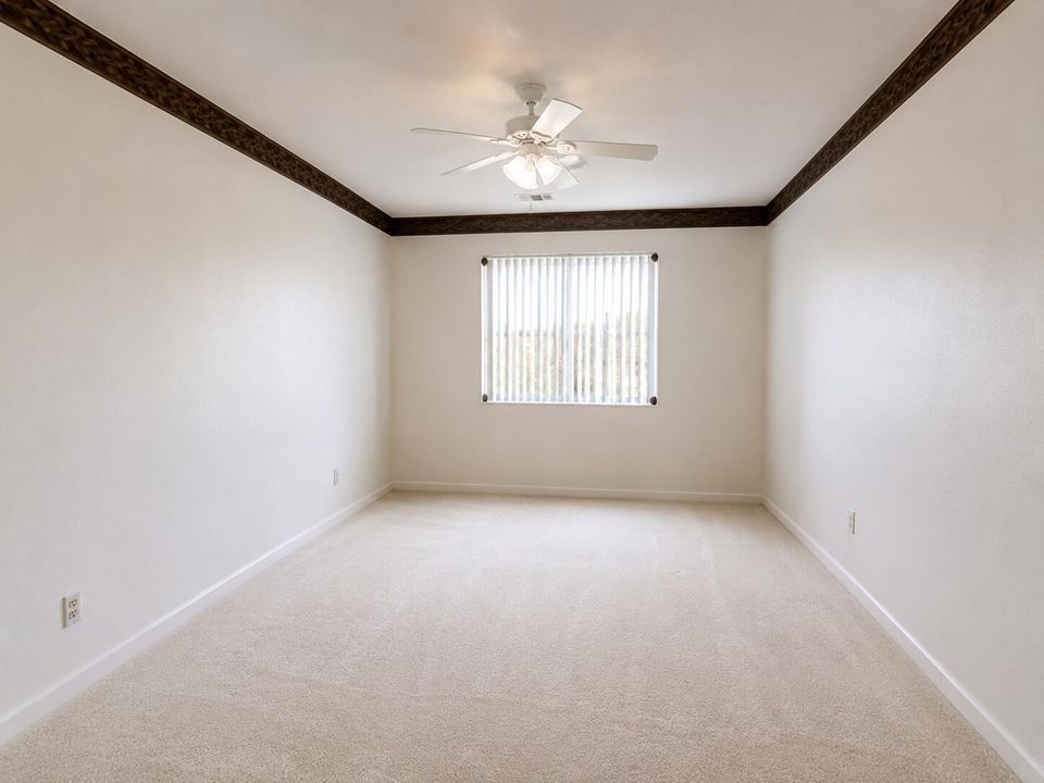 MASTER BEDROOM (AI ENHANCED)