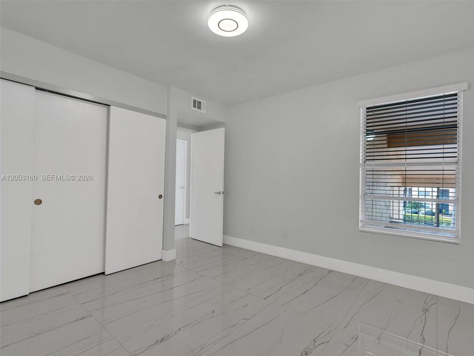 В аренду: $2,350 (2 спален, 2 ванн, 1093 Квадратных фут)