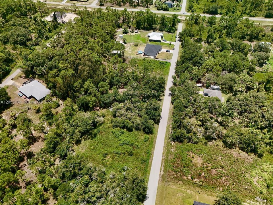 На продажу: $30,000 (0.50 acres)