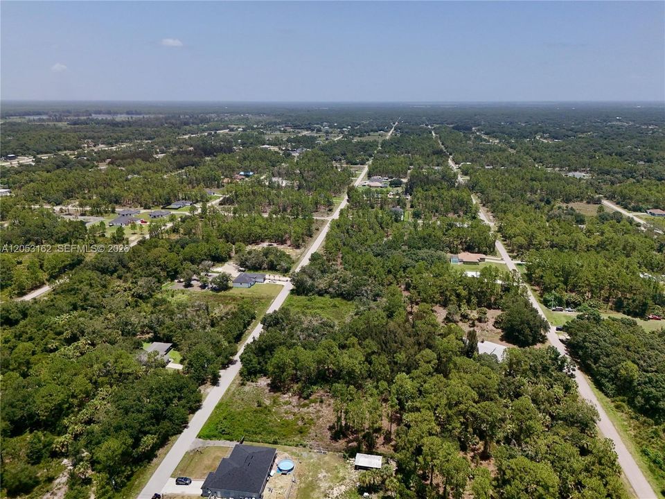 На продажу: $30,000 (0.50 acres)