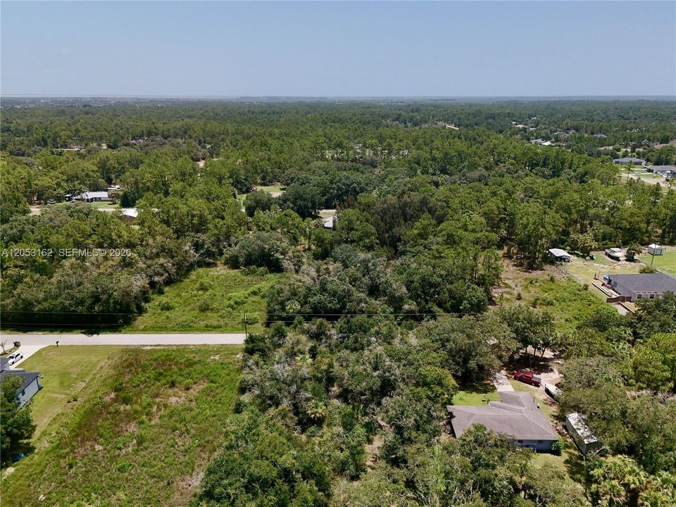 На продажу: $30,000 (0.50 acres)