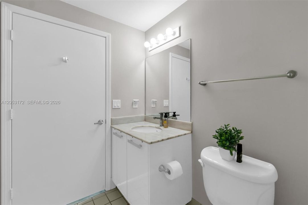 В аренду: $4,200 (2 спален, 2 ванн, 1158 Квадратных фут)